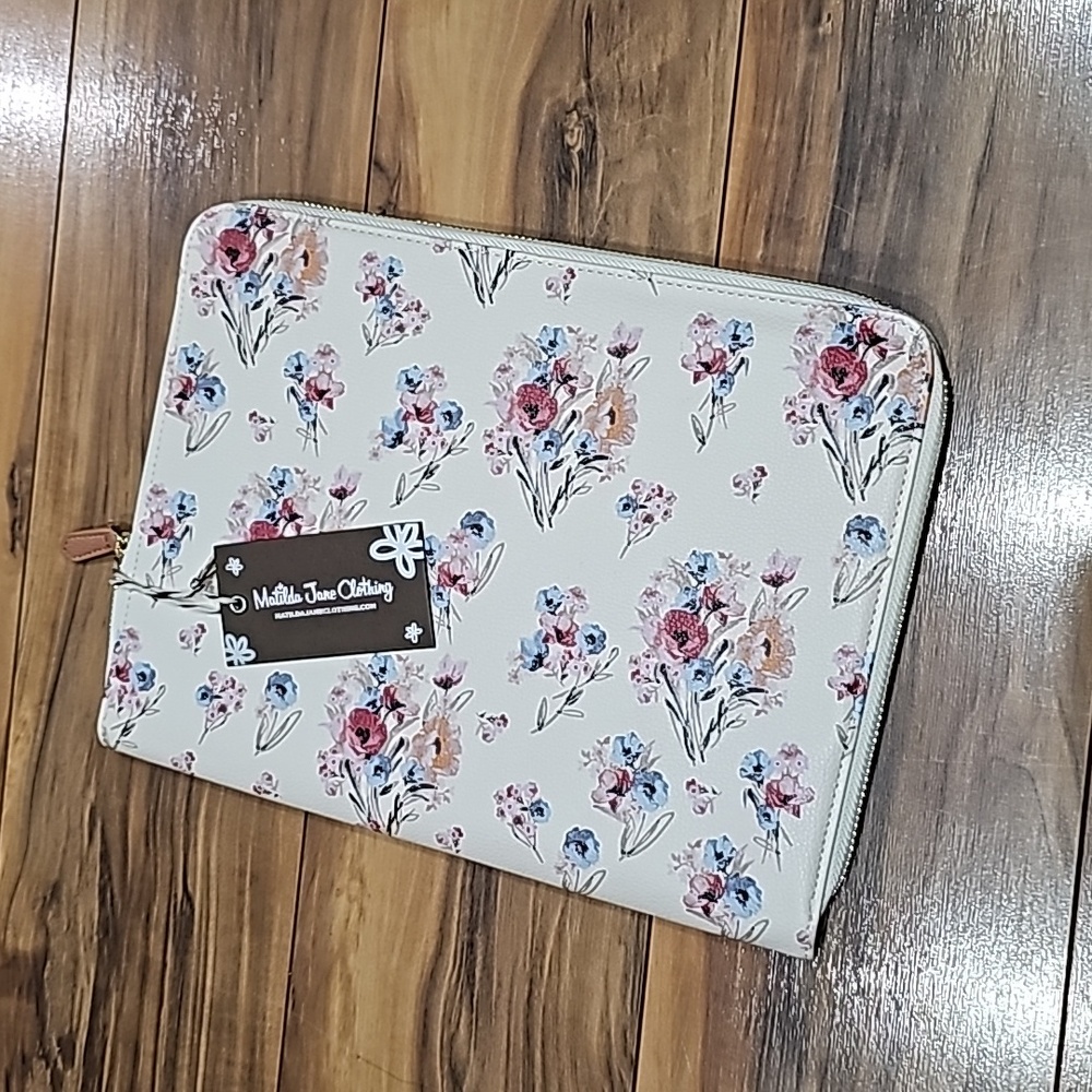 Matilda Jane Tablet and organizer bag - new with tags - Picture 2 of 5